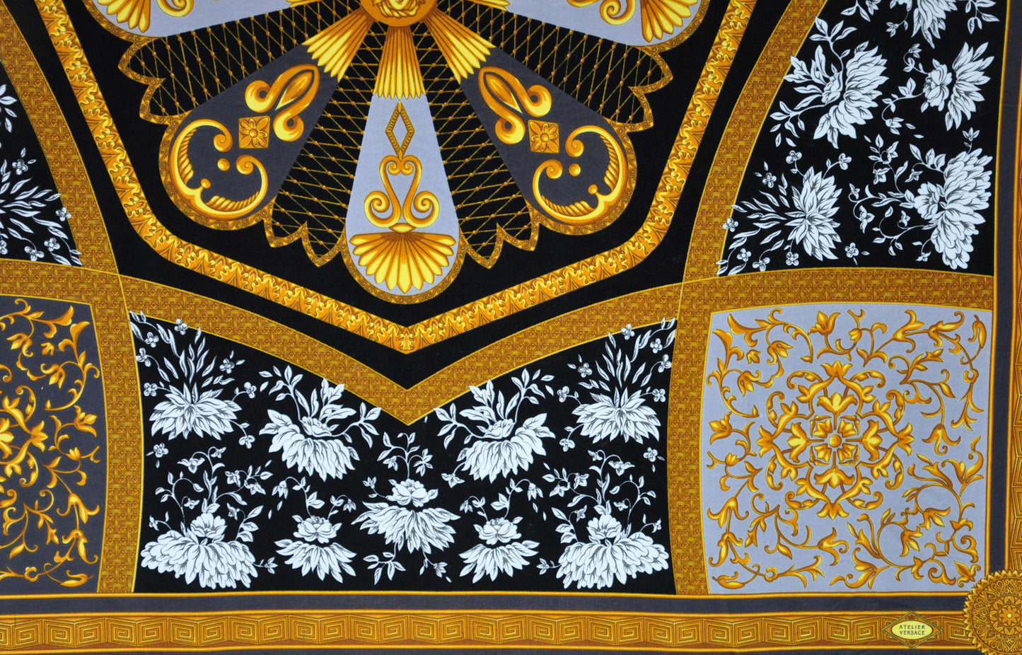 Flash Sale Versace Atelier Medusa Square Fabric 54" x 54" By Gianni Versace Himself