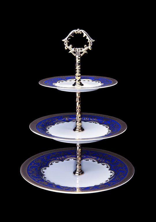 Porcelain Cake Platter Cascade In Empire White Gold