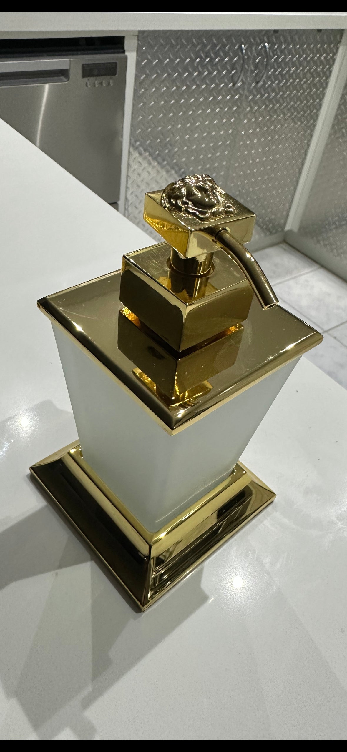 Versace Superbe Liquid Soap Dispenser - Gold